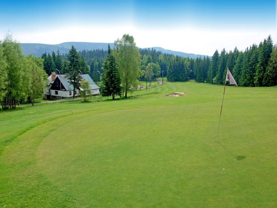 Hotel Anna Harrachov Esterno foto