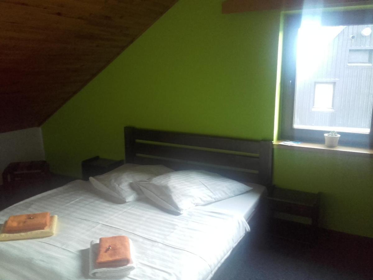 Hotel Anna Harrachov Esterno foto