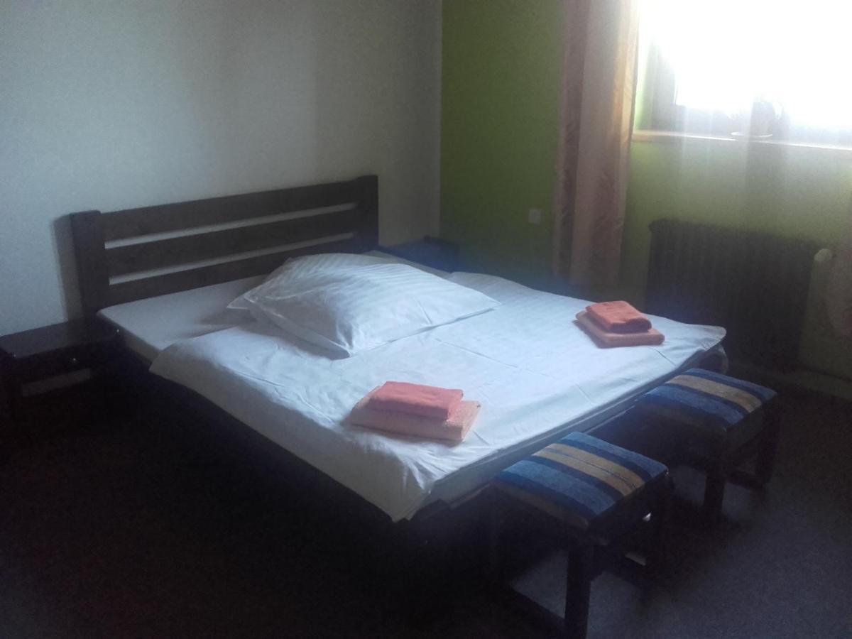 Hotel Anna Harrachov Esterno foto